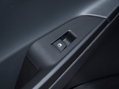 2017款 1.6L 自动悦值版GLS