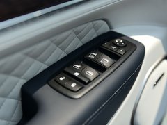 2017款 3.6L 旗舰尊耀版