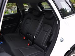 2017款 红标 2.0T 自动两驱尊贵型
