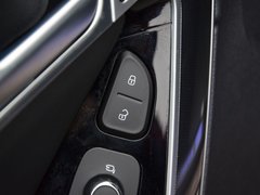 2017款 红标 2.0T 自动两驱尊贵型