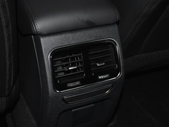 2017款 红标 2.0T 手动四驱精英型