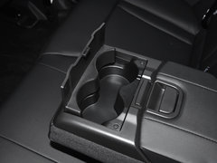 2017款 红标 2.0T 手动四驱精英型