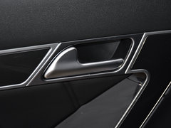 2017款 红标 2.0T 手动四驱精英型