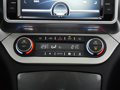 2017款 红标 2.0T 手动四驱精英型