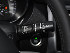 2017款 红标 2.0T 手动四驱精英型