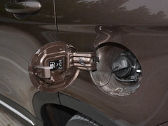 2017款 红标 2.0T 手动四驱精英型