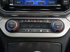 2017款 蓝标 2.0T 手动两驱精英型