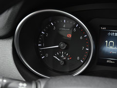 2017款 蓝标 2.0T 自动两驱都市型