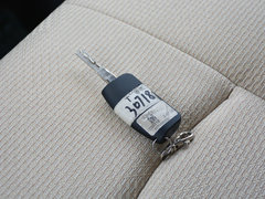 2017款  2.4L商务型短轴中顶11/12座4G69S4N