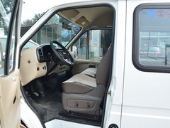 2017款  2.4L商务型短轴中顶11/12座4G69S4N