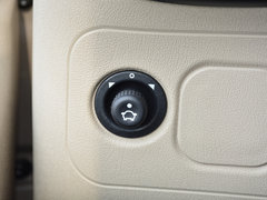 2017款  2.4L商务型短轴中顶11/12座4G69S4N