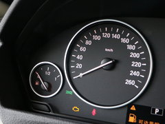 2017款 320i 时尚型