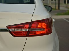 2017款 1.5L 自动时尚型 幸福版