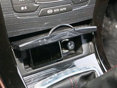 2016款 1.5L 手动精英型
