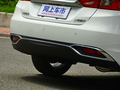 2017款 1.5T 手动尊贵型