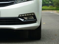 2017款 1.5T 手動尊貴型