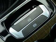 2017款 1.5T 手動尊貴型