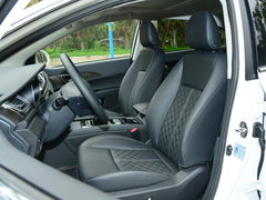 2017款 1.5T 手動尊貴型