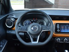 2017款 1.5L CVT智领版