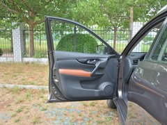 2017款 2.5L CVT 至尊版4WD
