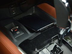 2017款 2.5L CVT 至尊版4WD