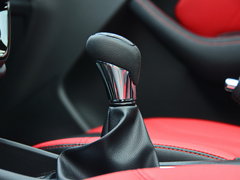 2017款 1.5T 手动 SRG旗舰型