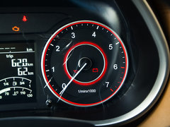 2017款 1.6L 宜家精英型