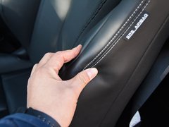 2017款 S 2.0T 豪华运动版