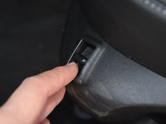 2017款 S 2.0T 豪华运动版