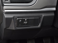 2018款 红标 运动版 1.5T 手动两驱精英型