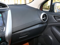 2017款 1.5L 手动酷炫互联型