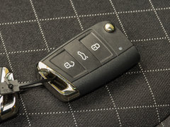 2017款 TSI330 5座两驱标准版