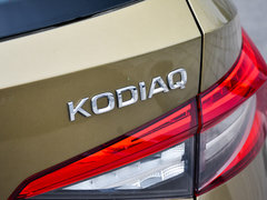 2017款 TSI330 5座两驱标准版