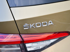 2017款 TSI330 5座两驱标准版