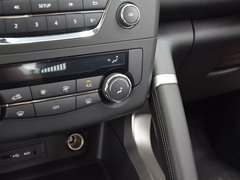 2017款 1.2T 兩驅(qū)時尚版