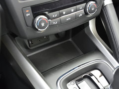 2017款 2.0L 四驱尊贵版