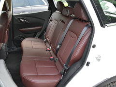 2017款 2.0L 四驱尊贵版
