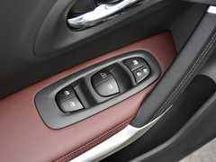 2017款 2.0L 四驱尊贵版