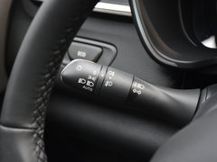 2017款 2.0L 四驱尊贵版