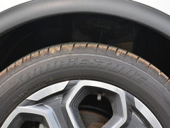 2017款 2.0L 四驱尊贵版