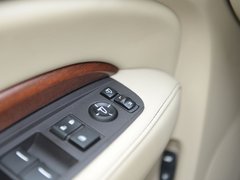2017款 3.0L 尊驭版