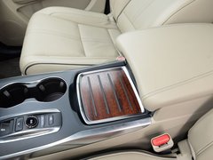 2017款 3.0L 尊驭版