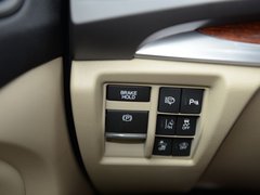 2017款 3.0L 尊驭版