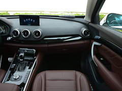 2017款 2.0T 旗舰型