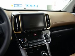 2018款 2.0L 手动两驱智勇·畅质版