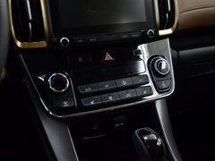2018款 2.0L 手动两驱智勇·畅质版