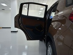 2018款 2.0L 手动两驱智勇·畅质版