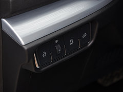 2017款 全新 蓝标 2.0T 自动两驱智尚型