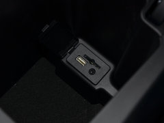 2017款 全新 蓝标 2.0T 自动两驱智尚型