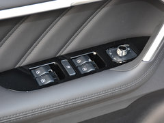 2017款 全新 红标 2.0T 自动两驱风尚型